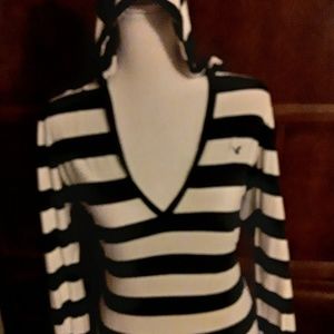 American eagle Long sleeve top  with hood